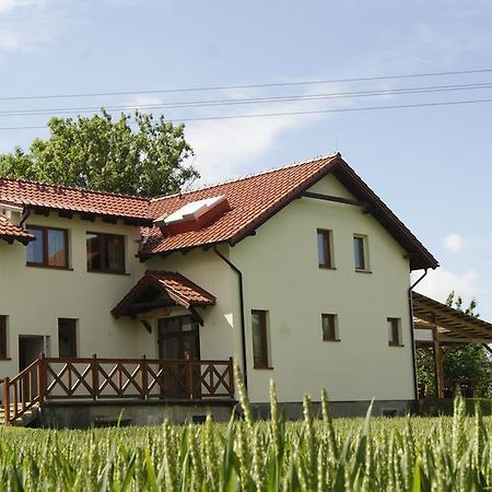 Вилла Bajanowka Jazowa  Экстерьер фото